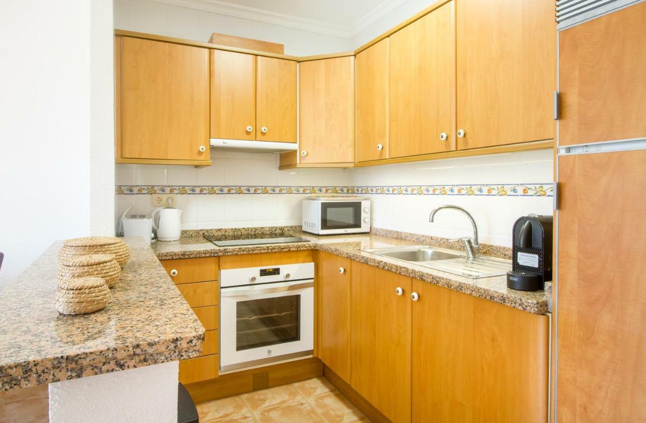 Robertapartments Benitachell Exteriör bild
