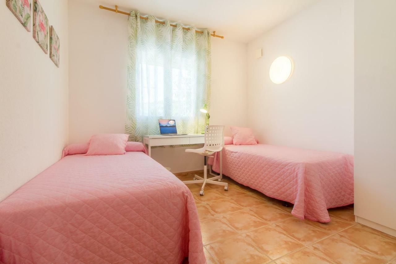 Robertapartments Benitachell Exteriör bild