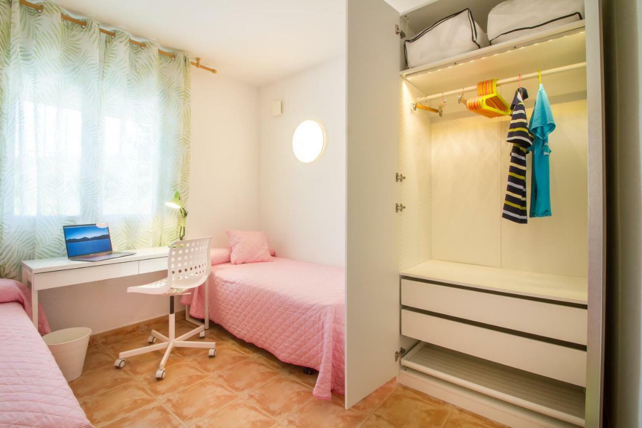 Robertapartments Benitachell Exteriör bild