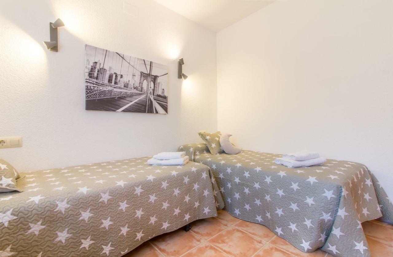 Robertapartments Benitachell Exteriör bild