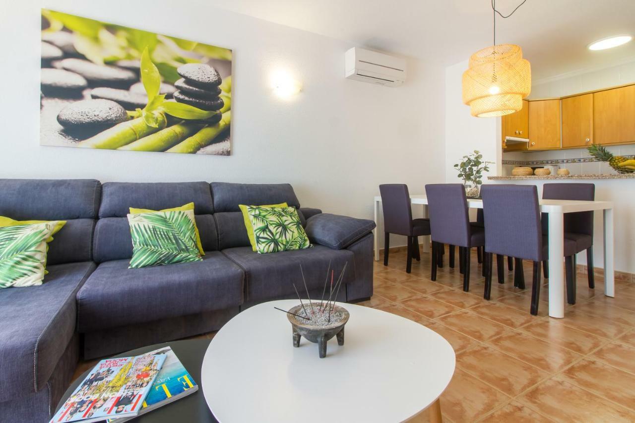 Robertapartments Benitachell Exteriör bild