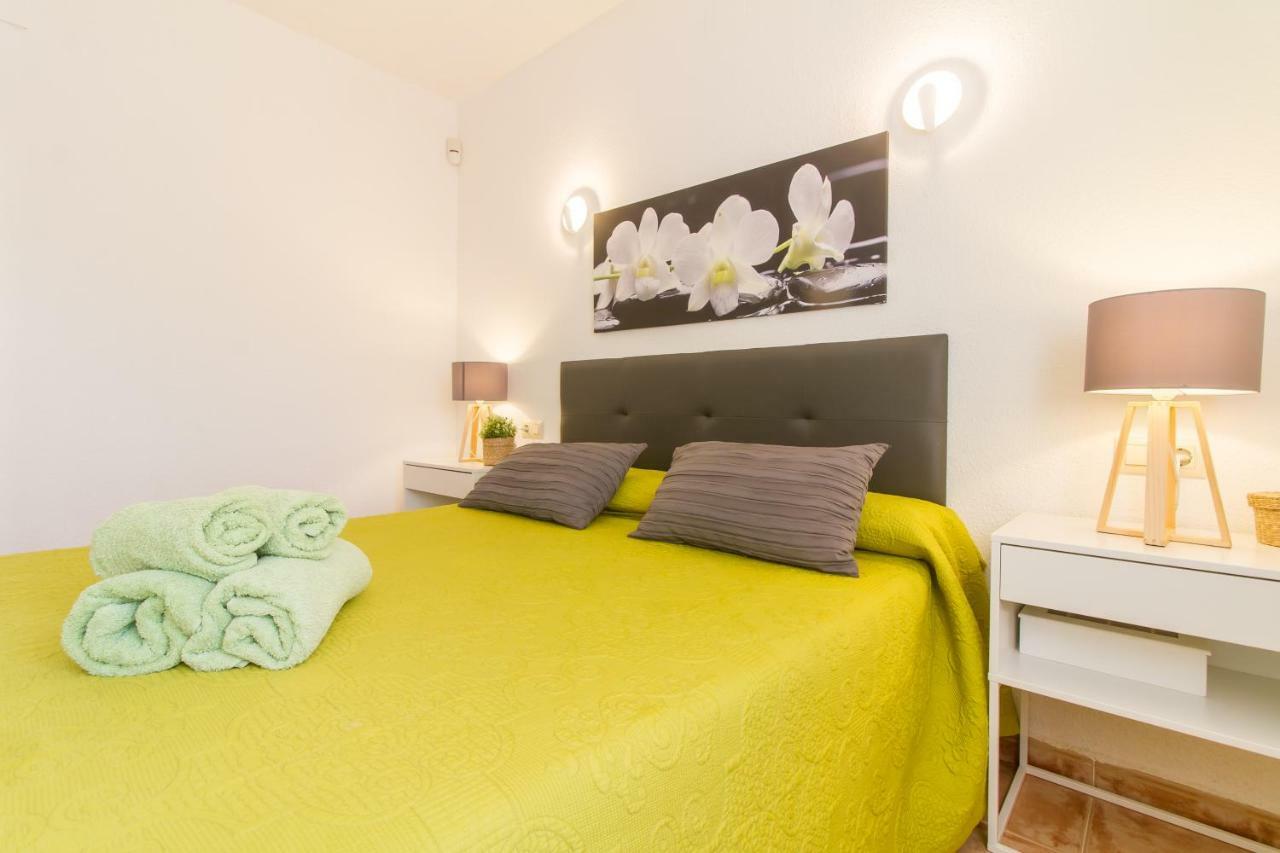 Robertapartments Benitachell Exteriör bild