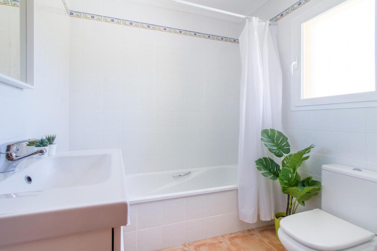 Robertapartments Benitachell Exteriör bild